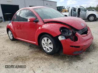 2009 Volkswagen New Beetle Coupe S with VIN 3VWPW31C99M511866, listed as a Copart auction lot 80826994 with 53,791 mi miles and Salvage Title. Bid and sale history available at carsss.com. Image 4.