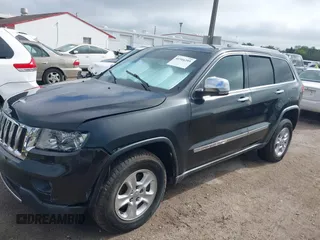 2011 Jeep Grand Cherokee Limited with VIN 1J4RR5GG1BC581520, listed as a IAAI auction lot 41916395 with 151,613 mi miles. Bid and sale history available at carsss.com. Image 14.