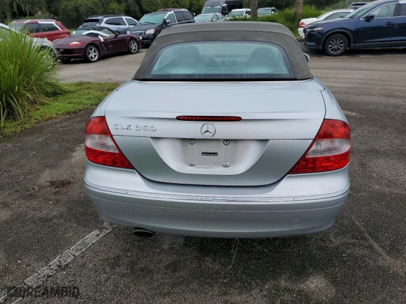 2007 Mercedes-Benz CLK-Class 3.5L with VIN WDBTK56G87F220761, listed as a Copart auction lot 74673524 with 145,402 mi miles and Salvage Title. Bid and sale history available at carsss.com. Image 6.