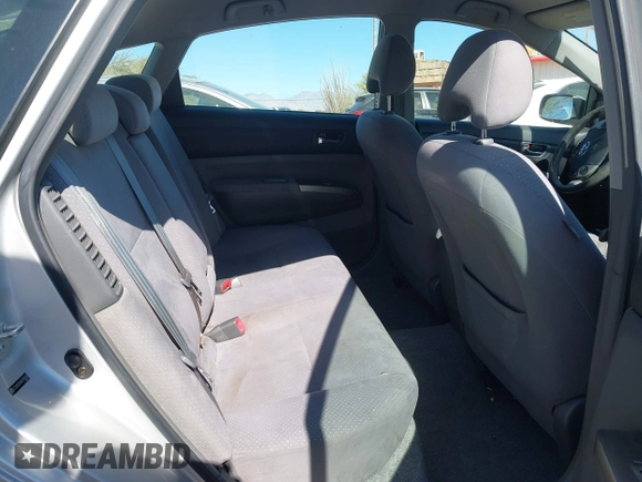 2006 Toyota Prius with VIN JTDKB20U863158160, listed as a IAAI auction lot 40891239 with 215,273 mi miles. Bid and sale history available at carsss.com. Image 8.
