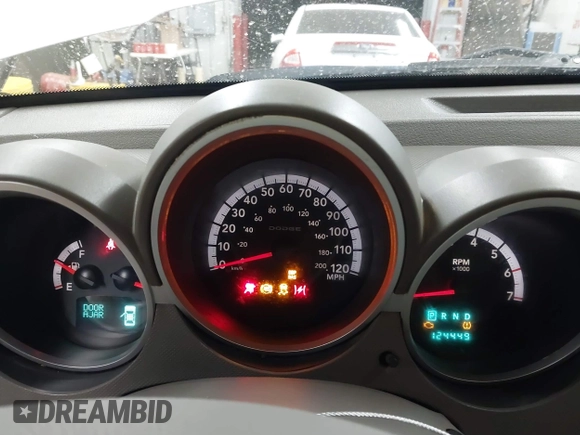 2007 Dodge Nitro SLT with VIN 1D8GU58K97W583408, listed as a IAAI auction lot 41653696 with 124,449 mi miles. Bid and sale history available at carsss.com. Image 7.