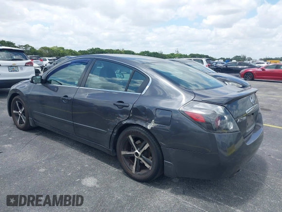 2009 Nissan Altima 3.5 SL with VIN 1N4BL21EX9N421848, listed as a IAAI auction lot 42065932 with 105,554 mi miles. Bid and sale history available at carsss.com. Image 3.