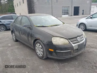 2007 Volkswagen Jetta with VIN 3VWGG71K67M140089, listed as a IAAI auction lot 42173711 with 87,760 mi miles and . Bid and sale history available at DreamBid. Image 1.