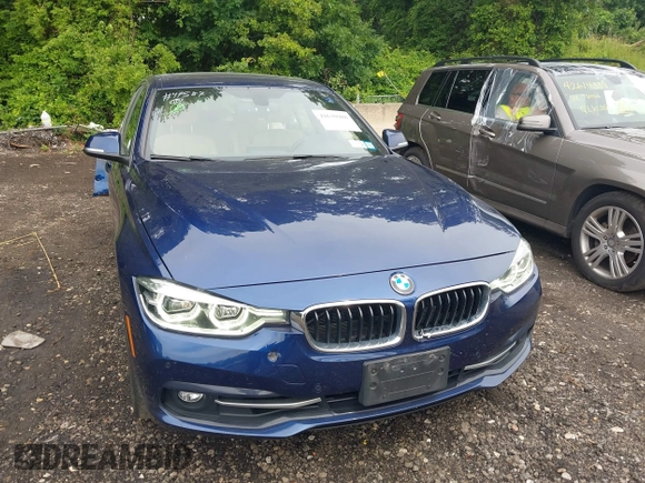 2018 BMW 3 Series 330i xDrive with VIN WBA8D9C52JA608243, listed as a IAAI auction lot 42630988 with 48,015 mi miles and . Bid and sale history available at DreamBid. Image 12.