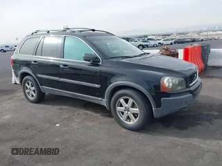 2005 Volvo XC90 with VIN YV1CY592X51182065, listed as a IAAI auction lot 41458913 with 174,171 mi miles. Bid and sale history available at carsss.com. Image 1.