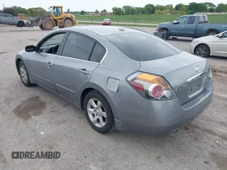 2008 Nissan Altima SL with VIN 1N4AL21E58N542331, listed as a IAAI auction lot 42202303 with 213,756 mi miles and . Bid and sale history available at DreamBid. Image 3.