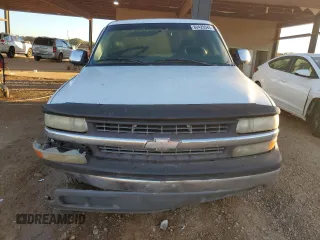2000 Chevrolet Silverado 1500 with VIN 2GCEC19V6Y1333885, listed as a Copart auction lot 80429544 with 193,714 mi miles and Salvage Title. Bid and sale history available at carsss.com. Image 5.