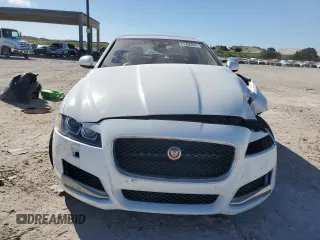 2016 Jaguar XF 35t Prestige with VIN SAJBE4BV6GCY03772, listed as a Copart auction lot 81956934 with 51,187 mi miles and Non Repairable. Bid and sale history available at carsss.com. Image 5.