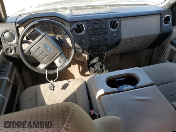 2008 Ford F-350 XL with VIN 1FTWW33R88EB33334, listed as a Copart auction lot 47575965 with 219,596 mi miles and Salvage title. Bid and sale history available at DreamBid. Image 8.