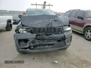 2024 Jeep Grand Cherokee Altitude with VIN 1C4RJHAG7RC257697, listed as a Copart auction lot 89375045 with 1,792 mi miles and Salvage title. Bid and sale history available at DreamBid. Image 11.