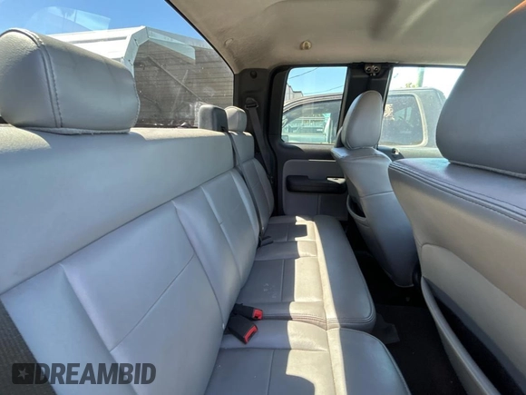 2006 Ford F-150 XLT with VIN 1FTPX14V16NB88562, listed as a Copart auction lot 49927495 with 189,748 mi miles and Clean Title. Bid and sale history available at carsss.com. Image 6.