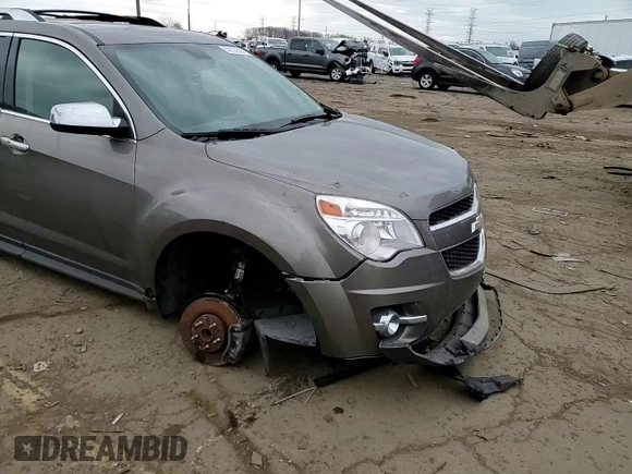 2010 Chevrolet Equinox LTZ z VIN 2CNALFEW4A6279033, wystawiony jako Copart lot #50127665 z przebiegiem Nie podano mil oraz Czysty tytuł • Clean title. Historia ofert i sprzedaży dostępna na DreamBid. Obrazek 11.
