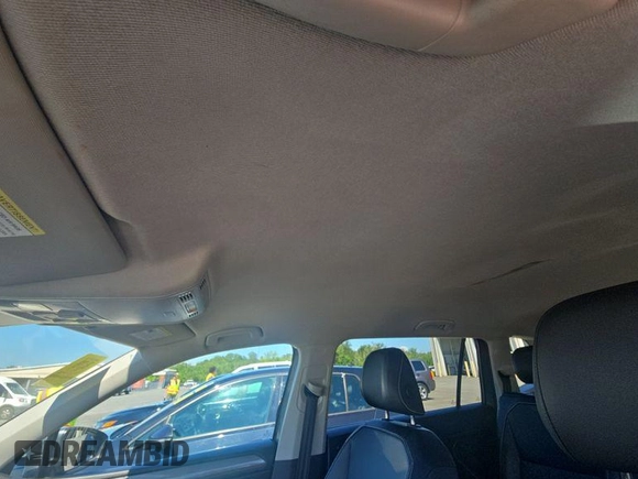 2024 Volkswagen Tiguan SE с VIN 3VV3B7AXXRM083203, выставлен на аукционе IAAI как лот 42813448 с пробегом 30 988 миль миль и . История ставок и продаж доступна на DreamBid. Изображение 26.