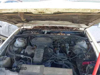 1989 Ford Escort z VIN 1FAPP9591KT185723, wystawiony jako IAAI lot #42257967 z przebiegiem 318 953 mil mil oraz . Historia ofert i sprzedaży dostępna na DreamBid. Obrazek 10.