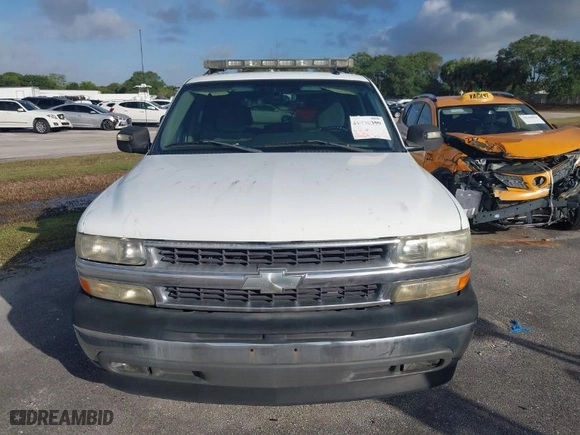 2005 Chevrolet Tahoe LS with VIN 1GNEC13V75R260965, listed as a IAAI auction lot 41930399 with 1 mi miles. Bid and sale history available at carsss.com. Image 6.