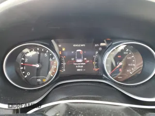 2018 Jeep Compass Altitude z VIN 3C4NJDBB9JT361305, wystawiony jako Copart lot #50126355 z przebiegiem 49 810 mil mil oraz Szkoda całkowita • Salvage title. Historia ofert i sprzedaży dostępna na DreamBid. Obrazek 9.