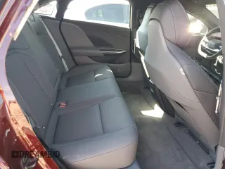 2024 Lucid Air Pure z VIN 50EA1PGA8RA001327, wystawiony jako Copart lot #74682774 z przebiegiem 3284 mil mil oraz Szkody całkowita. Historia ofert i sprzedaży dostępna na DreamBid. Obrazek 10.