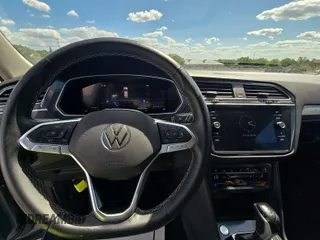 2024 Volkswagen Tiguan SE с VIN 3VV3B7AX4RM084914, выставлен на аукционе IAAI как лот 42808980 с пробегом 33 888 миль миль и . История ставок и продаж доступна на DreamBid. Изображение 10.