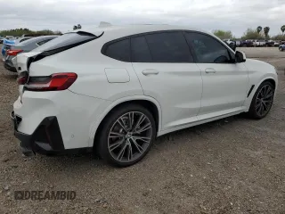 2023 BMW X4 xDrive30i z VIN 5UX33DT03P9S09146, wystawiony jako Copart lot #45924425 z przebiegiem 28 502 mil mil oraz Szkoda całkowita • Salvage title. Historia ofert i sprzedaży dostępna na DreamBid. Obrazek 3.