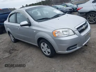 2008 Chevrolet Aveo LS with VIN KL1TD566X8B151512, listed as a IAAI auction lot 41364928 with 67,477 mi miles. Bid and sale history available at carsss.com. Image 1.