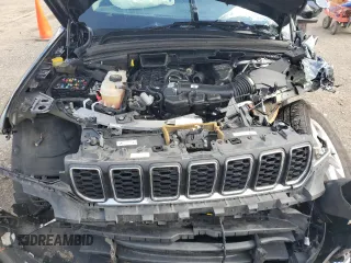 2023 Jeep Grand Cherokee Altitude with VIN 1C4RJJAG8P8867308, listed as a Copart auction lot 62071005 with Not provided miles and Clean title. Bid and sale history available at DreamBid. Image 11.