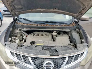 2014 Nissan Murano SL z VIN JN8AZ1MU7EW403365, wystawiony jako Copart lot #57559915 z przebiegiem 236 206 mil mil oraz Czysty tytuł • Clean title. Historia ofert i sprzedaży dostępna na DreamBid. Obrazek 12.