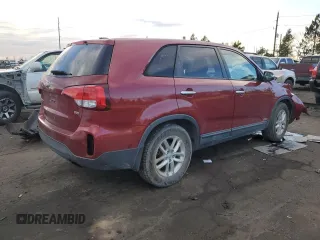 2015 Kia Sorento LX z VIN 5XYKTCA60FG603781, wystawiony jako Copart lot #43392625 z przebiegiem 84 344 mil mil oraz Szkoda całkowita • Salvage title. Historia ofert i sprzedaży dostępna na DreamBid. Obrazek 3.