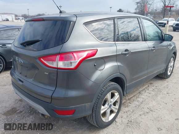 2015 Ford Escape SE with VIN 1FMCU0G76FUC75566, listed as a IAAI auction lot 41896028 with 207,656 mi miles. Bid and sale history available at carsss.com. Image 4.