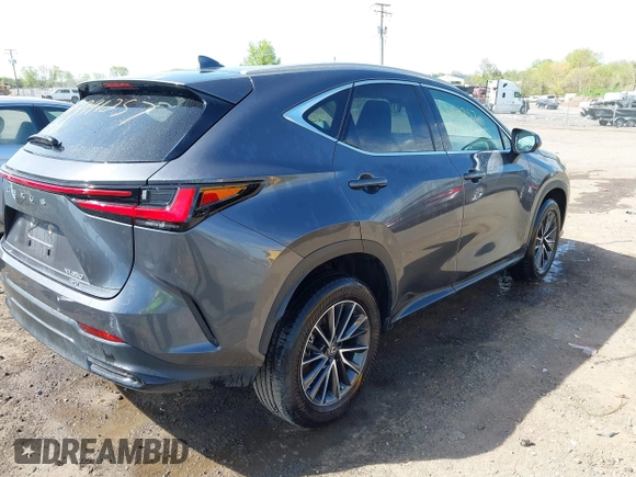 2023 Lexus NX 350 Premium z VIN 2T2GGCEZ3PC023075, wystawiony jako IAAI lot #42091257 z przebiegiem 28 674 mil mil oraz . Historia ofert i sprzedaży dostępna na DreamBid. Obrazek 4.