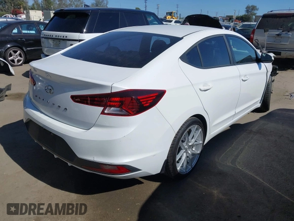 2020 Hyundai Elantra SE z VIN 5NPD74LF3LH503856, wystawiony jako IAAI lot #42320446 z przebiegiem 122 629 mil mil oraz . Historia ofert i sprzedaży dostępna na DreamBid. Obrazek 4.