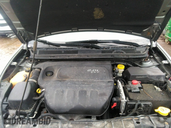 2013 Dodge Dart SXT with VIN 1C3CDFBA7DD117457, listed as a IAAI auction lot 41729302 with 123,422 mi miles. Bid and sale history available at carsss.com. Image 10.