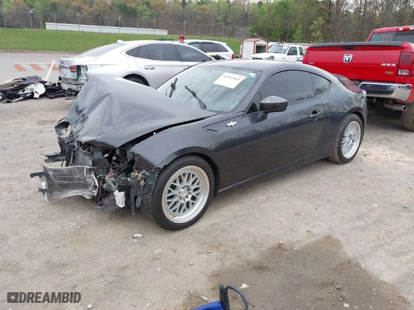 2015 Scion FR-S with VIN JF1ZNAA10F9701637, listed as a IAAI auction lot 41912045 with 1 mi miles. Bid and sale history available at carsss.com. Image 2.