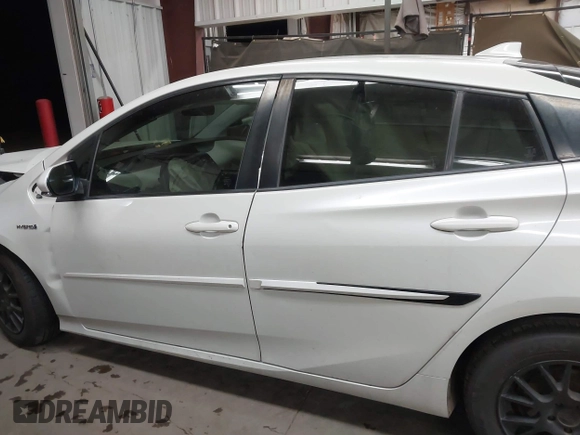 2016 Toyota Prius Two with VIN JTDKBRFU3G3513060, listed as a IAAI auction lot 41789034 with 153,391 mi miles and . Bid and sale history available at DreamBid. Image 14.