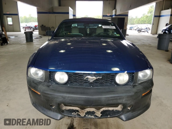 2009 Ford Mustang GT with VIN 1ZVHT85H395117933, listed as a Copart auction lot 72219884 with 94,052 mi miles and Salvage title. Bid and sale history available at DreamBid. Image 5.