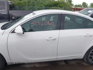 2017 Buick Regal Sport Touring z VIN 2G4GL5EX8H9103530, wystawiony jako IAAI lot #42322960 z przebiegiem 164 508 mil mil oraz . Historia ofert i sprzedaży dostępna na DreamBid. Obrazek 15.