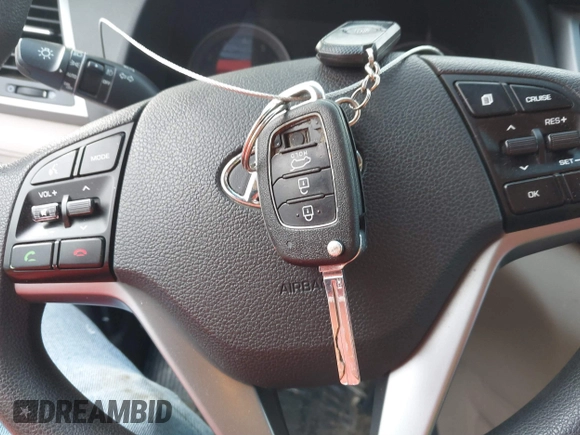 2016 Hyundai Tucson Eco with VIN KM8J3CA23GU192106, listed as a IAAI auction lot 41885799 with 151,781 mi miles. Bid and sale history available at carsss.com. Image 11.