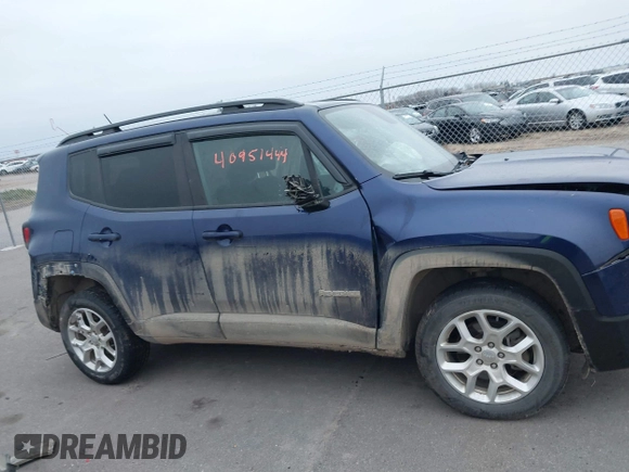 2017 Jeep Renegade Latitude with VIN ZACCJBBB5HPG53014, listed as a IAAI auction lot 40951444 with 74,456 mi miles. Bid and sale history available at carsss.com. Image 13.