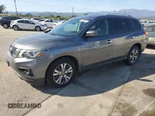 2018 Nissan Pathfinder SL z VIN 5N1DR2MM6JC666422, wystawiony jako Copart lot #51626675 z przebiegiem 82 134 mil mil oraz Szkoda całkowita • Salvage title. Historia ofert i sprzedaży dostępna na DreamBid. Obrazek 1.