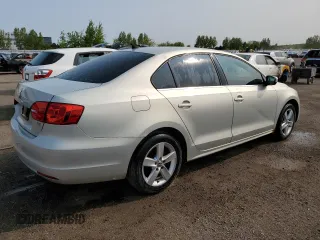 2011 Volkswagen Jetta SE с VIN 3VWBX7AJ6BM332624, выставлен на аукционе Copart как лот 58819165 с пробегом 201 685 миль миль и Чистый • Clean title. История ставок и продаж доступна на DreamBid. Изображение 3.