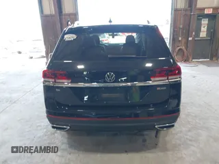 2022 Volkswagen Atlas SE z VIN 1V2KP2CA5NC509929, wystawiony jako IAAI lot #42231410 z przebiegiem 84 678 mil mil oraz . Historia ofert i sprzedaży dostępna na DreamBid. Obrazek 16.