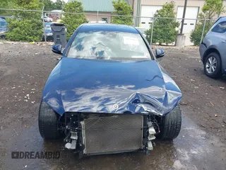 2018 Mercedes-Benz E 300 z VIN WDDZF4KB7JA432582, wystawiony jako IAAI lot #42220866 z przebiegiem 52 437 mil mil oraz . Historia ofert i sprzedaży dostępna na DreamBid. Obrazek 13.