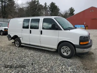 2017 GMC Savana Cargo Van with VIN 1GTW7AFF3H1915907, listed as a Copart auction lot 47096725 with 90,895 mi miles and Salvage Title. Bid and sale history available at carsss.com. Image 4.