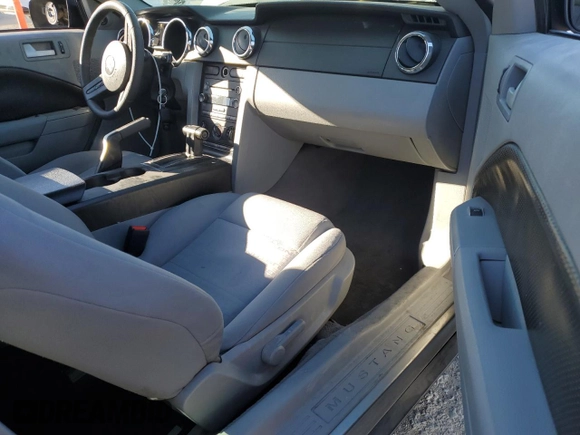 2009 Ford Mustang with VIN 1ZVHT80NX95113598, listed as a Copart auction lot 47895915 with 103,141 mi miles and Salvage Title. Bid and sale history available at carsss.com. Image 8.