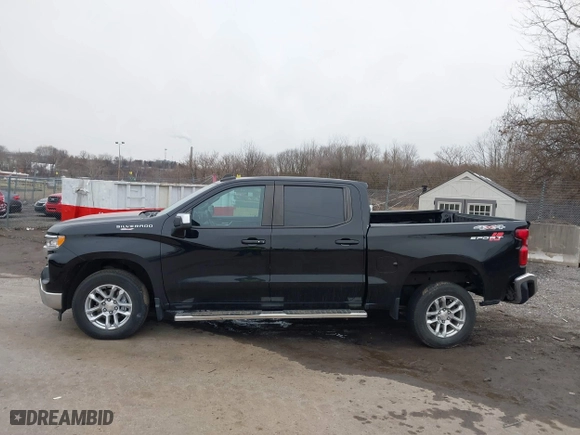 2022 Chevrolet Silverado 1500 LT with VIN 3GCPDKEK3NG504134, listed as a IAAI auction lot 41561032 with 1 mi miles. Bid and sale history available at carsss.com. Image 15.