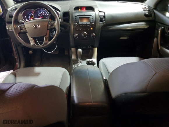 2013 Kia Sorento LX with VIN 5XYKTDA27DG349535, listed as a Copart auction lot 52892505 with 260,000 mi miles and Salvage Title. Bid and sale history available at carsss.com. Image 8.
