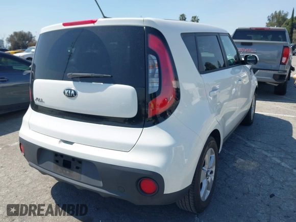 2018 Kia Soul with VIN KNDJN2A25J7539966, listed as a IAAI auction lot 41844263 with 126,286 mi miles. Bid and sale history available at carsss.com. Image 4.