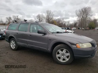 2005 Volvo XC70 with VIN YV1SZ592651175512, listed as a Copart auction lot 52962005 with 133,893 mi miles and Salvage Title. Bid and sale history available at DreamBid. Image 4.