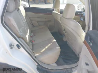 2014 Subaru Outback 2.5i Limited with VIN 4S4BRCNCXE3301122, listed as a IAAI auction lot 42072129 with 245,203 mi miles. Bid and sale history available at carsss.com. Image 8.