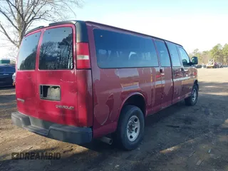 2006 Chevrolet Express Passenger with VIN 1GAHG39U861219905, listed as a IAAI auction lot 41910472 with 199,665 mi miles and . Bid and sale history available at DreamBid. Image 4.