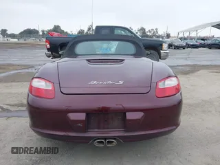 2005 Porsche Boxster S z VIN WP0CB29865U731351, wystawiony jako IAAI lot #42153541 z przebiegiem 97 378 mil mil oraz . Historia ofert i sprzedaży dostępna na DreamBid. Obrazek 16.